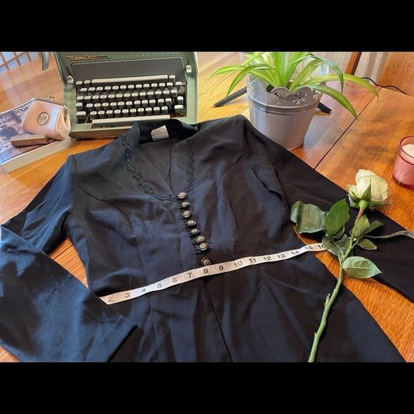 Vintage late 90’s shirt with shoulder pads - Picture 3 of 12